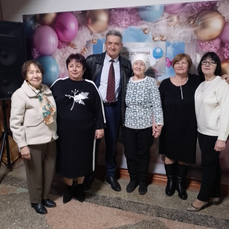 Вечер встречи с выпускниками «Снова мы вместе»