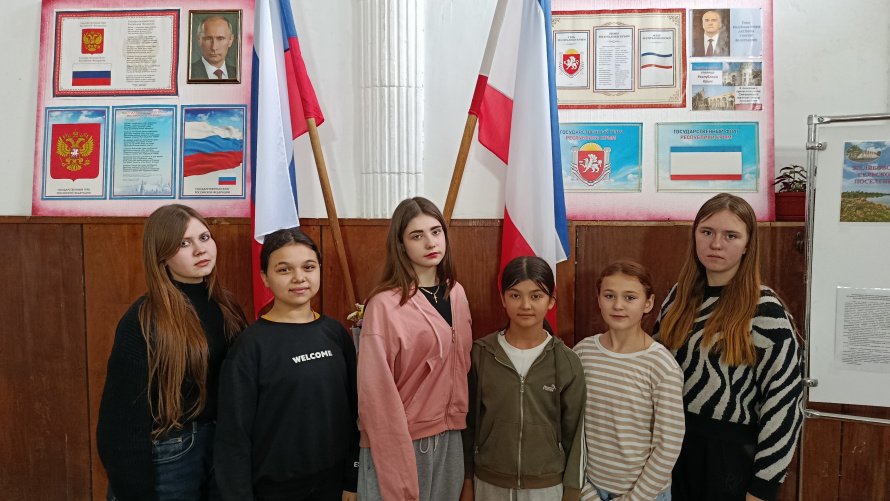 Пусть крепнет наше государство, где все едины и равны