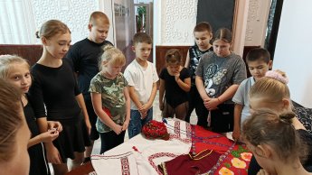 В Желябовском СДК состоялась творческая встреча с мастером, чьи работы стали олицетворением дружбы народов