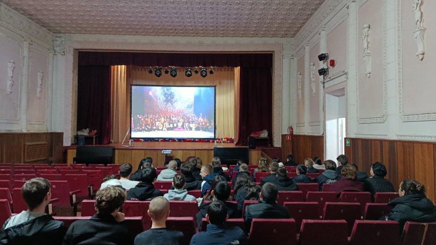 В Желябовском Доме культуры открылся современный кинозал