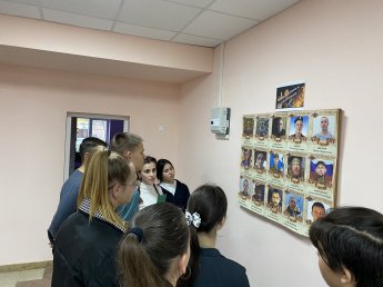 Патриотический час «Их мужество останется в наших сердцах»
