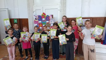 "Крашенки – символ весны и добра": в Желябовском Доме культуры наградили юных художников