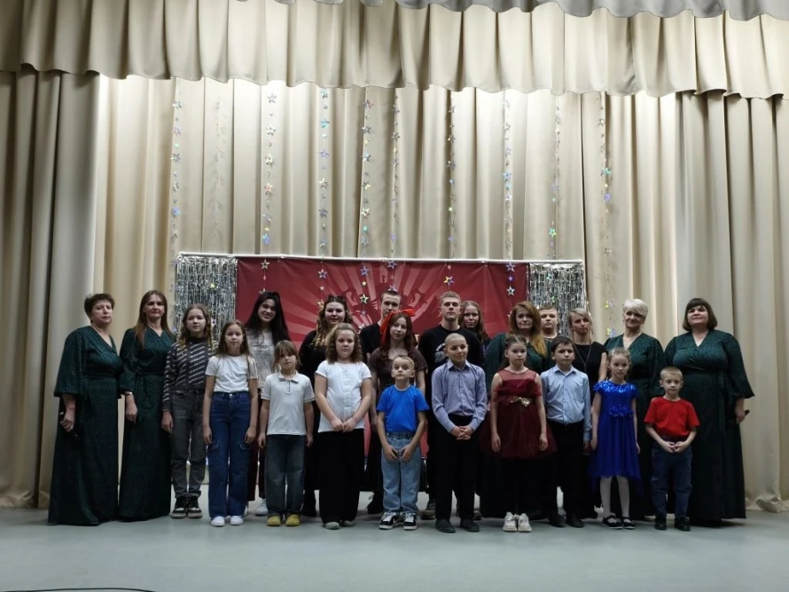 Праздничный концерт «Святое дело – Родине служить!»                                          