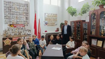 «В сердцах и памяти на века»: В Желябовском СДК почтили память земляков, павших в ходе СВО