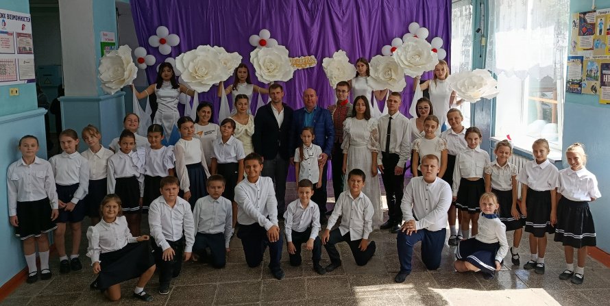 День, когда школа стала островком добра